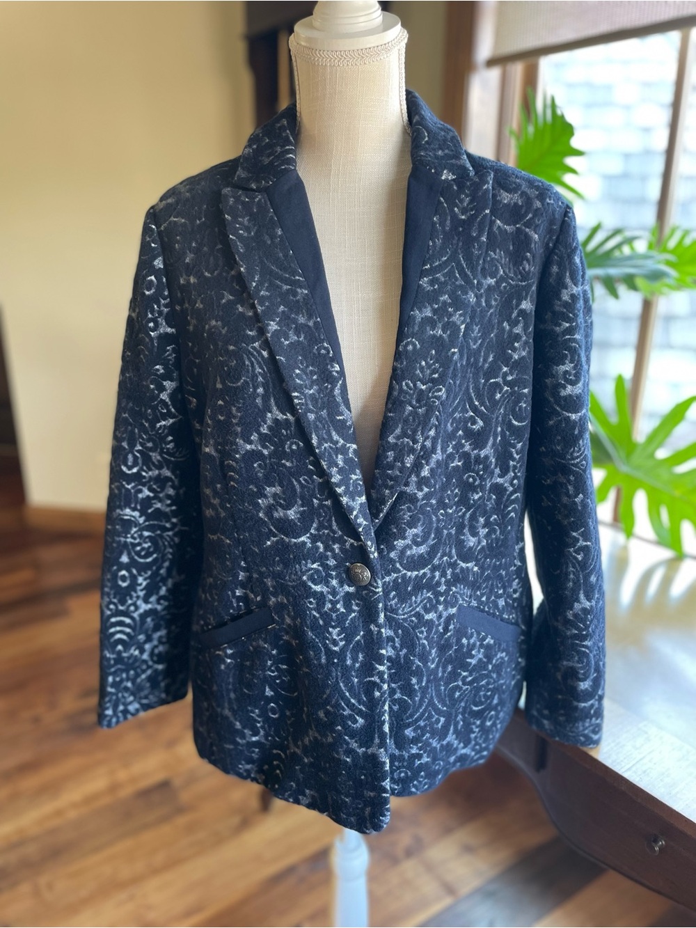 CAbi Navy Floral Jacquard Single-Button Blazer